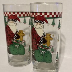 SET OF 2 SAKURA DEBBIE MUMM MAGIC OF SANTA TUMBLERS 16 OZ