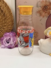 1999 Luminarc Looney Tunes Glass Juice Carafe Bugs Bunny Tweety Taz Yellow Lid