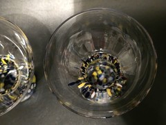 (535) *New 4″ Tall Confetti Stem Art Glass Hand Blown Cocktail Glasses Set Of 2