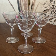 4 Libbey Wine Glasses MCM Windswept Etched Leaf Design Excellent Condition