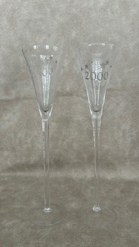 Pair of Millennium 2000 Champagne Flutes–Etched Glass Toasting Glasses-New Year