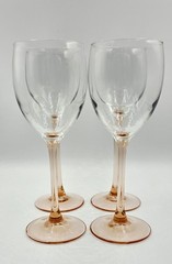 Luminarc Wine Glass Blush Pink stemmed, Set of 4 Vintage