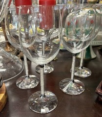 Oleg Cassini Wine Glass With Crystal Rhinestones in Stem-Set Of 5