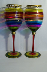 Pier 1 Festive Stripe 9 3/8″ Wine Glasses Red Stems – 2