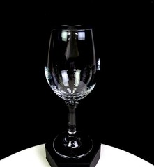 Libbey Glass Co. Classic Clear 12 Ounce 5 Piece 7 3/4″ Wine Glasses 2006-