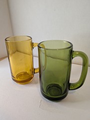 Hazel Atlas Glass Cups Mug Set Of 2 Avocado Green Amber Color Vintage Kitchen