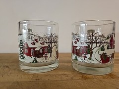 Libbey Winter Village 2 Mugs (12 oz) Christmas Holiday Winter Scenes Arby’s