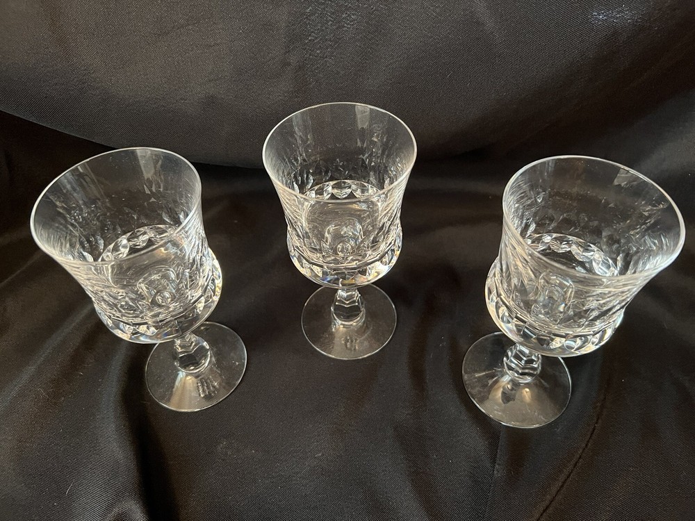 Prince by KOSTA-BODA lot of 3 White Wine Glasses 5-3/8″