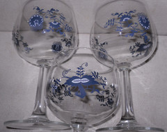 Set of 3 Blue Danube /Blue Onion Glass Wine Stem Balloon 10-12 Oz Goblet Glasses