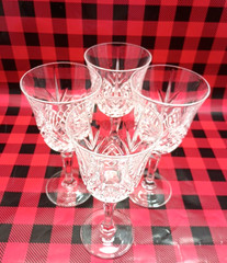 Set of 4 Cristal D’Arques Masquerade French Crystal Wine Glasses Goblets