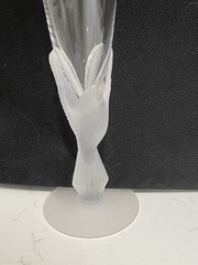 Sasaki Crystal Glass WINGS Champagne Flute Cocktail FROSTED BIRD Dove 9-1/4″