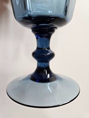 Lenox Antique Blue Wine Glass with Stem / Small Goblet 5″ Tall – Excellent