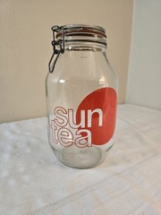 Vintage Sun Tea brewing Jar Glass 3 Liter Hinged Wire Latch Top Sun Tea