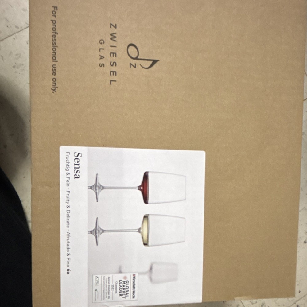 Zwiesel Glas Sensa Wine Glass Set of 6 Clear Glass Round Glossy