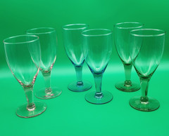 Set of 6 Clear Wine Glasses 10 oz Colored Stems Blue Green Pink