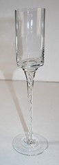 Air Twist Stem Wine Glass 10″ Tall Clear Square Bowl Slightest Taper «Filigree»