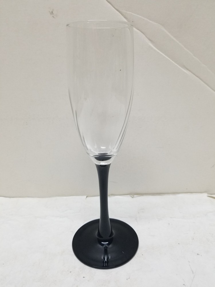 LUMINARC FRANCE DOMINO SIGNATURE BLACK CHAMPAGNE FLUTE 8 1/2″