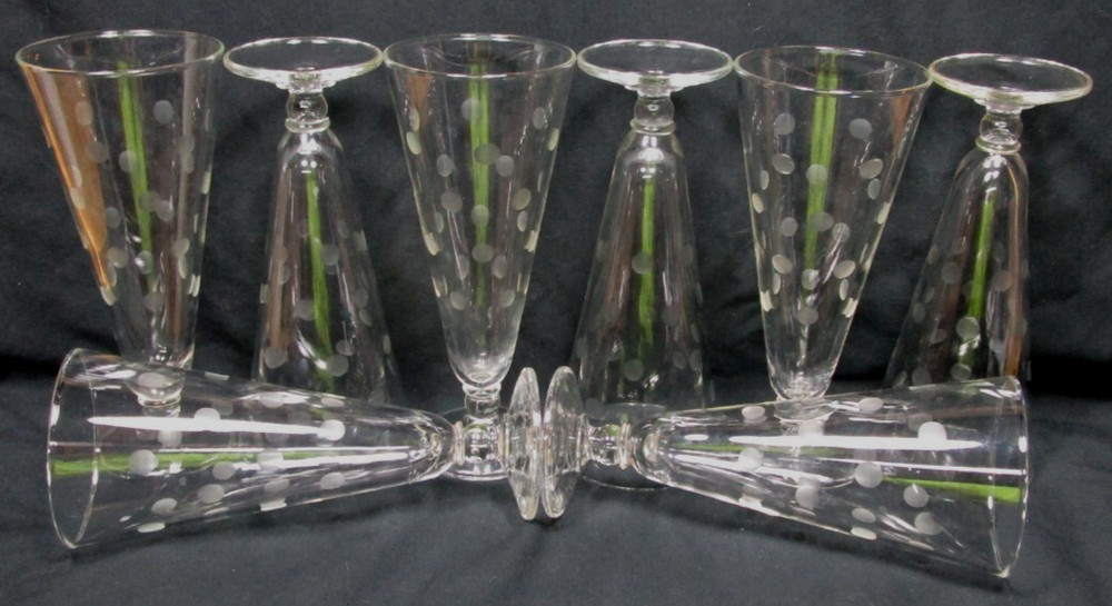 8 MCM clear glass etched polka dots pilsner beer footed 7 5/8″ high tumblers