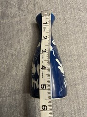 Small Japanese Porcelain Sake Bottle (Tokkuri)