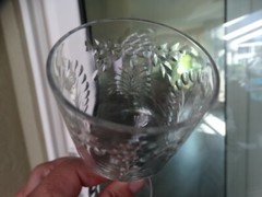 Glastonbury/Lotus Clear 40-1 Polished/Gray Cut Glass Floral 3.6oz Wine Glass VGC