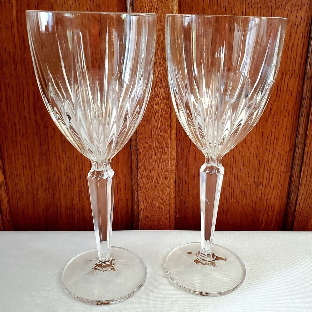 2 Mikasa Icicles Crystal Wine Glasses 7.5″ Ribbed Design