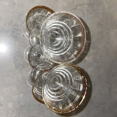 Vintage MCM Beautiful Gold Rim Cocktail Glasses Five Small Ribbed Bottom 4.5”