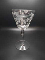 Vintage floral Design Wine Glasses – Etched–7″ H- 3 1/2″ at top. ( 5 ) Glasses