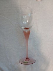 Mikasa Sea Mist Coral Frosted Heart Shaped Stem Wine Glasses-Set Of 3