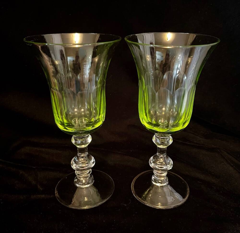 (2) TRACY PORTER~FINE ROMANCE~DARK SAGE GREEN~10 OZ WATER GLASSES~GOBLETS~7-7/8″