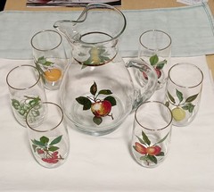 Vintage West Virginia Glass 10″ Pitcher Tumblers 5″ Hand Painted Fruit🍑🍎Gold