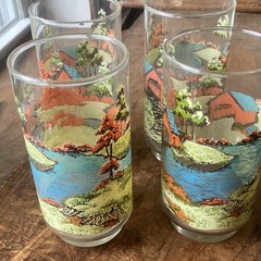 Set Of 4 vintage Libbey drinking glass