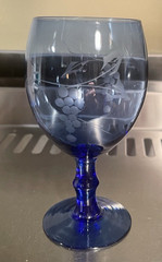 Vintage Etched Grapes & Vine Colbalt Blue Wine Glass 5.5″ Hand Blown Set of 4