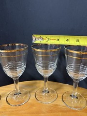 Set of 5 Clear Glass Wine Goblets w/ Gold Rim Decorative 7 in Stemmed
