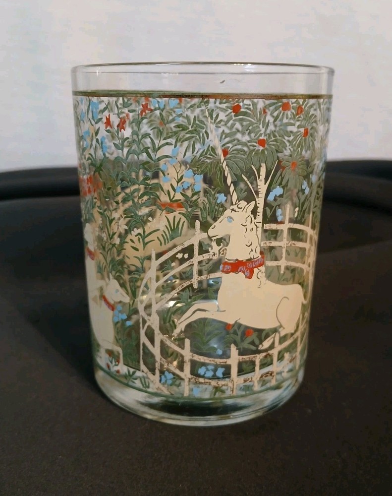 Cera Vintage Tumbler Glass, Unicorn in Captivity Tapestry MCM Collectible