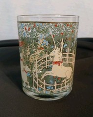 Cera Vintage Tumbler Glass, Unicorn in Captivity Tapestry MCM Collectible