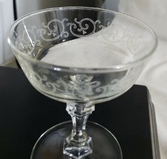 4 Pcs Vintage Acid Etched French Goblet SMALL CHAMPAGNE Glasses Cir 30-40’s 523