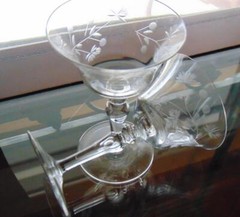 Crystal Liquor Cocktail Glass Cut Flower Berry Leaves 4 7/8 inch 3 oz Set of 2