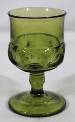 RARE! SET OF 3 COLONY CROWN GREEN COLOR 4 3/8″ TALL STEMMED WINE GLASSES NIB