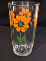 Vintage 1 Pint Hazel Atlas Orange Daisy Sour Cream Glass