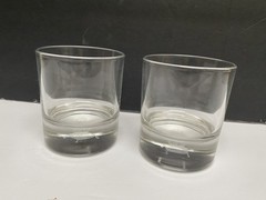 SET OF 2 WHISKEY GLASSES WITH HEAVY BASE (1 LB WEIGHT PER) CROWN FLOATING IN BAS