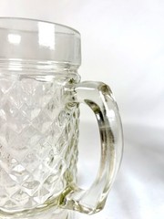 💥Set of 2 Vintage Glass Beer Mugs Diamond Pattern Pedestal Base.