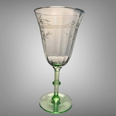 Set 5 Weston Clear Crystal Green Stem Wine Goblet Cut Flower Horizontal Band