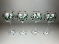 Lenox Christmas Wine Glasses Holiday Balloon Set of 4 Holly Berry Design 14 Oz