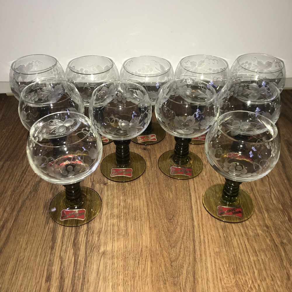 SET OF 11–VINTAGE Crystal Mf die Glass Idee Glasses 4.5″ Stickers Grapes