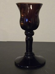Vintage Elegant amethyst Goblet Glass Egg Glass Hand Blown Swirl Excellent Cond.