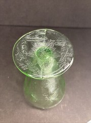 VTG Antique Green Uranium Glass Footed Tumbler Floral Poinsettia, 7 oz 4.5″H