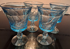 VTG Fosteria Jamestown blue swirl wine glasses set of 4 6×3″