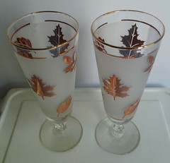 Set Of 2 Vintage Libbey Golden Leaf Frosted Pilsner Beer Glasses MCM 12 oz