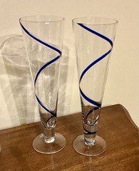 (4-pc) Pier 1 Imports Pilsner Beer Glasses Cobalt Blue Swirline 10” EXCELLENT