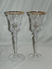 2 Mikasa Antique Lace Wine Goblets 5 Ounce 8 5/8″ Middle White Flowers